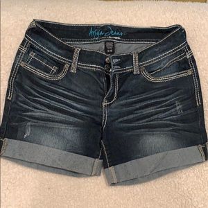Ariya Jean shorts